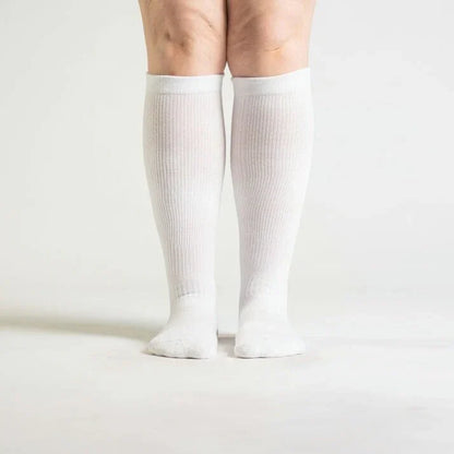 FlexRelief™ Compression Socks – White