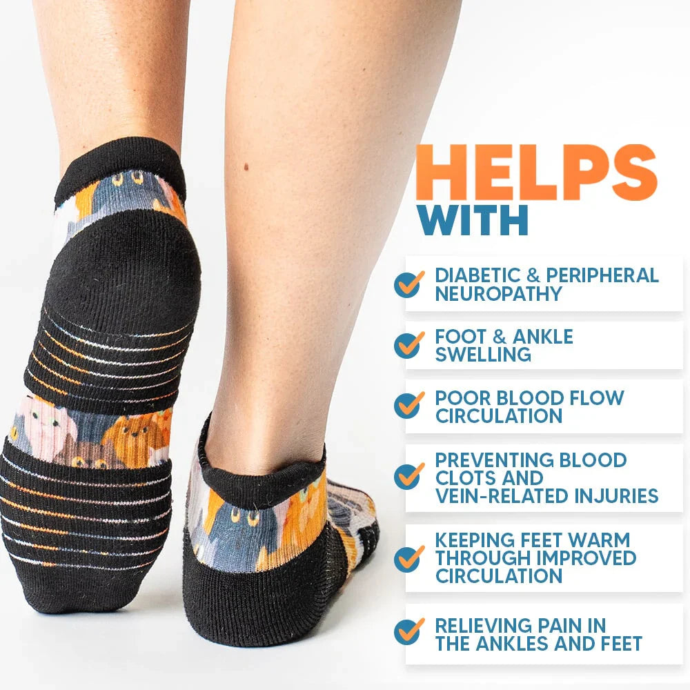 FlexRelief™ Ankle Compression Socks – White